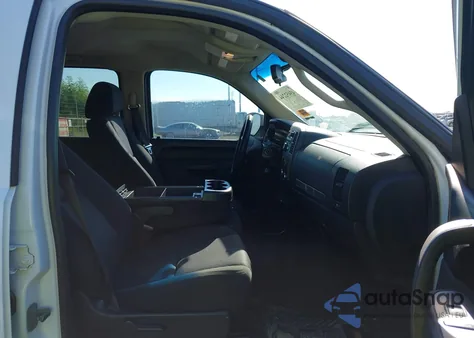 2013 Chevrolet Silverado 1500 Lt z USA, uszkodzony, nr VIN 3GCPCSE06DG130165